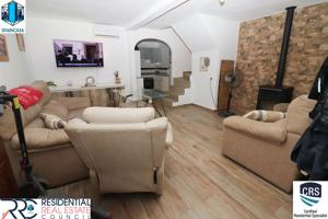 Adosado en urbanización siesta 🏡🏡1️⃣2️⃣5️⃣0️⃣0️⃣0️⃣🏡🏡👍👀 !! oportunidad !! photo 0