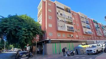 APARTAMENTO PARA REFORMAR ZONA BENALUA SUR photo 0