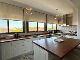 AMPLIA VIVIENDA EN PAU 2 JUNTO A MARISTAS photo 0