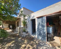 Finca Rústica con caseta de campo y pequeño almacén, a 3,5 km de la playa photo 0