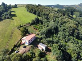 Espectacular casa rural de 400 m2 en Finca con magníficas vistas de la sierra photo 0