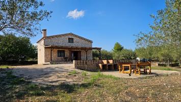 Magnífica finca rústica con casa de campo estilo Masía de 122 M2 photo 0