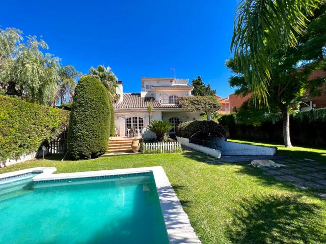 Espectacular Casa en Vilafortuny: Confort, Estilo y Ubicación Inmejorable photo 0