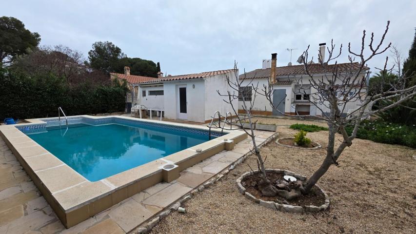 Vive la brisa marina: chalet unifamiliar a 100 m del mar photo 0