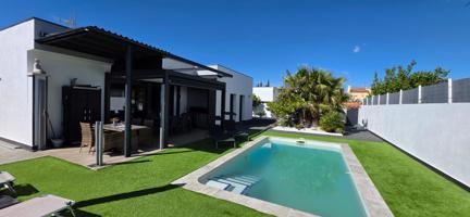 Villa Unifamiliar Sostenible con Piscina Privada en la Costa Dorada photo 0