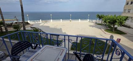 El Sonido de las Olas en Tu Hogar – Casa con Vistas Inigualables photo 0
