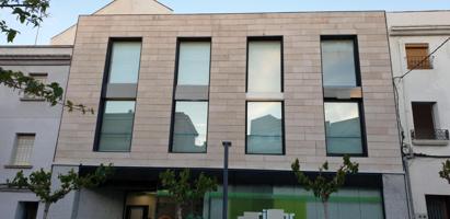 ¡Impulsa tu Negocio en el Corazón de El Perelló! Local de 250 m² en Venta photo 0
