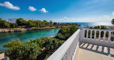 Exclusiva villa frente al mar con vistas panorámicas, piscina y licencia turística en l’Ametlla de Mar photo 0