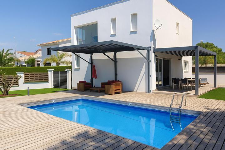 Magnífico chalet unifamiliar con piscina a 800 m de la playa en l’Ametlla de Mar photo 0