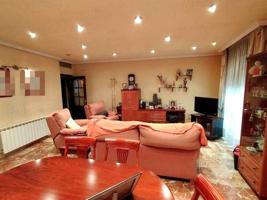 CENTRO - JUNTO PLAZA EMILIO LUQUE - 191 M2 - 4 DORMITORIOS - 4 BAÑOS - COCHERA DOBLE - 395.000 € photo 0