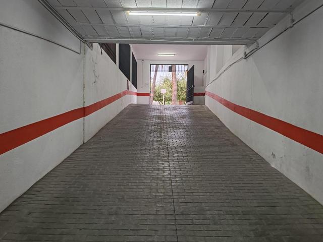 CENTRO. ZONA OLLERIAS. COCHERA EN ALQUILER 22 M2 photo 0