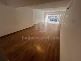 Local comercial en alquiler en Carrer Mallorca photo 0