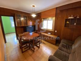 Piso en venta a Sants-Badal photo 0
