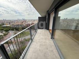Piso en venta en Carretera de Collblanc photo 0