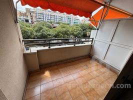 Piso en venta en Av. Torrent Gornal photo 0