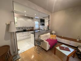 Piso en venta en Collblanc photo 0