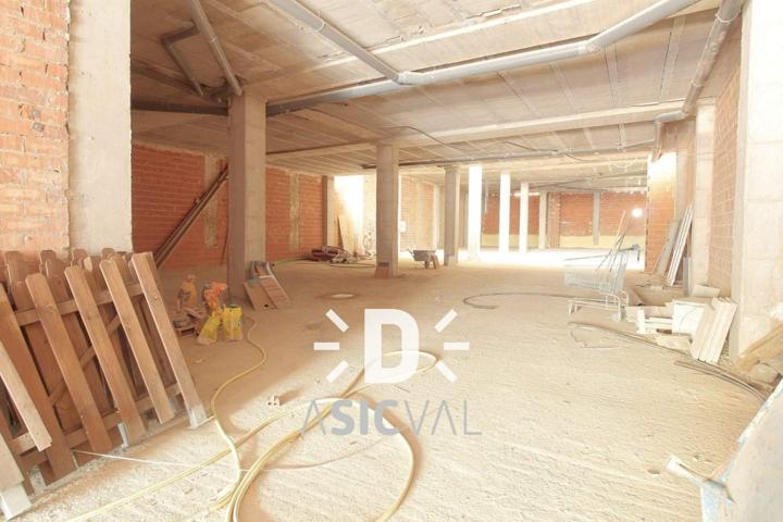 Bajo Comercial en CAMI REAL, 63 photo 0
