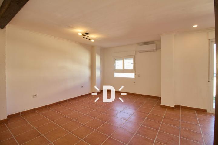 Oportunidad en Alfafar: alquiler por 800€ con todo a tu alcance photo 0