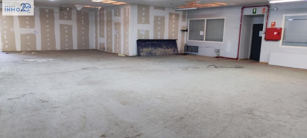 VENTA NAVE CATARROJA photo 0