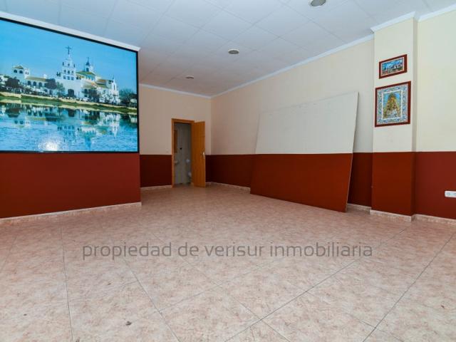 Local En venta en Águilas photo 0