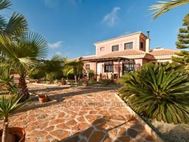 Villa En venta en Águilas photo 0