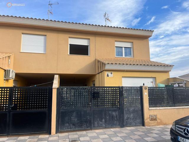 API LUNA INMOBILIARIA VENDE ADOSADO photo 0