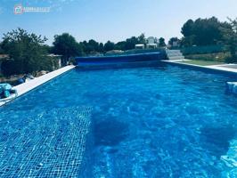 API LUNA VENDE PARCELA CON CASA EN UNA PLANTA CON PISCINA A 10 MIN DE ALBACETE photo 0