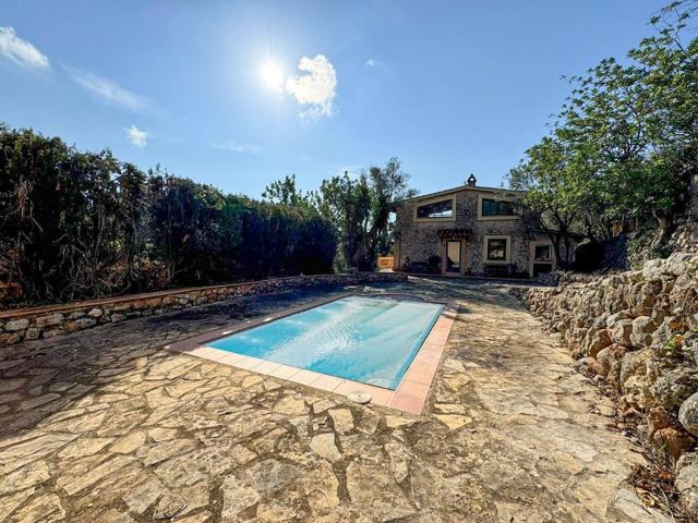 PRECIOSO CHALET CON PISCINA EN BUNYOLA photo 0