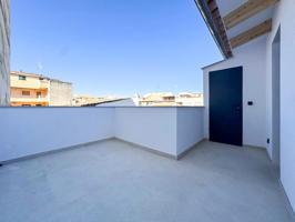ÁTICO CON TERRAZA A ESTRENAR photo 0