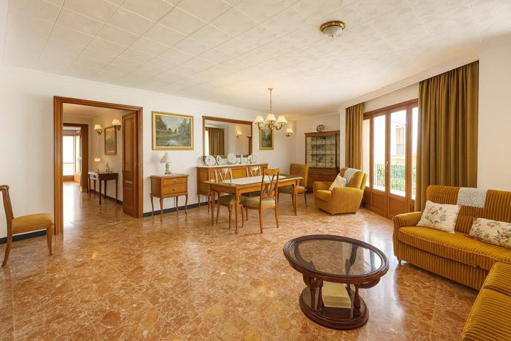 EDIFICIO EN ZONA ES BLANQUER, CON GARAJE Y VARIAS TERRAZAS photo 0