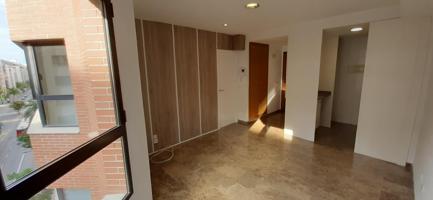 MAGNÍFICA VIVIENDA EN ALQUILER - ZONA ALBORS. photo 0