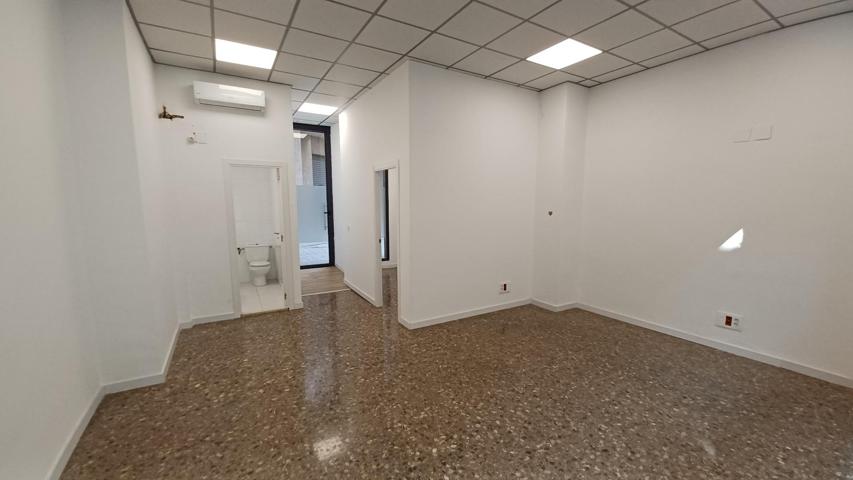LOCAL COMERCIAL EN PERFECTO ESTADO photo 0