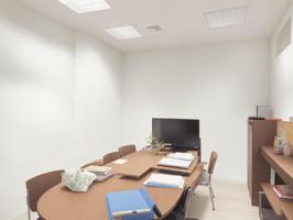 MAGNIFICO LOCAL! IDEAL GRANDES EMPRESAS-CLINICAS-COWORKING photo 0