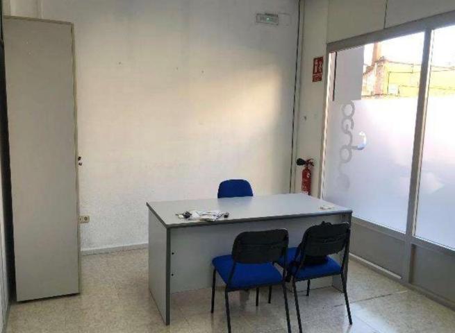 LOCAL ALQUILER. DISPONIBLE PARA ENERO 2026. photo 0