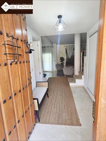 PRECIOSA CASA CON PISCINA JUNTO A TODOS LOS SERVICIOS EN CANCELADA ESTEPONA photo 0