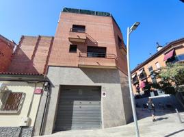 Triplex En venta en Centre, Santa Coloma De Gramanet photo 0