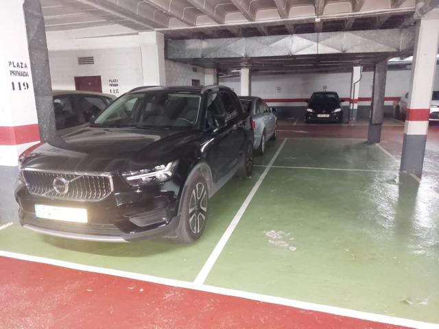 Parking En venta en Zaragoza, Zaragoza photo 0