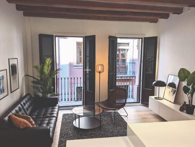 Piso en venta en Barcelona de 100 m2 photo 0