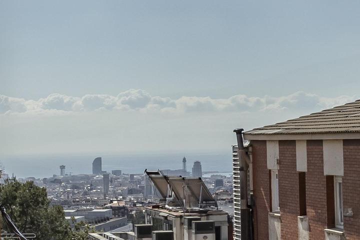 Piso en venta en Barcelona de 92 m2 photo 0