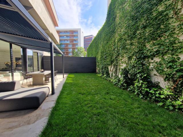 Piso en venta en Barcelona de 109 m2 photo 0