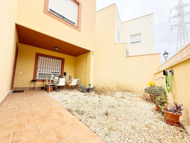 SE VENDE DÚPLEX EN HUERCAL DE ALMERIA EN RENTABILIDAD photo 0