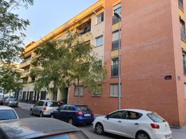 Cochera en venta junto al Vial, zona Santa Rosa photo 0