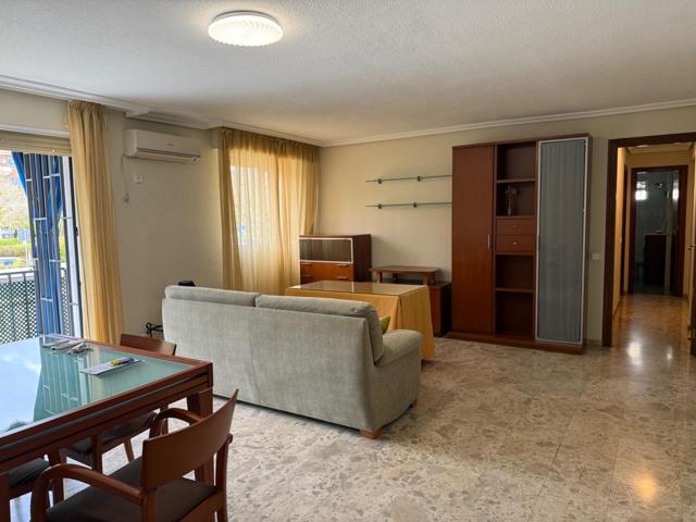 MAGNIFICA VIVIENDA EN ALQUILER, SITUADA EN UNA ZONA MUY BIEN CONECTADA CON 2 DORM. BAÑO Y TERRAZA. photo 0