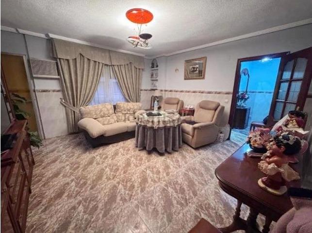 ¡ Descubre tu nuevo hogar, en una zona inmejorable ! photo 0
