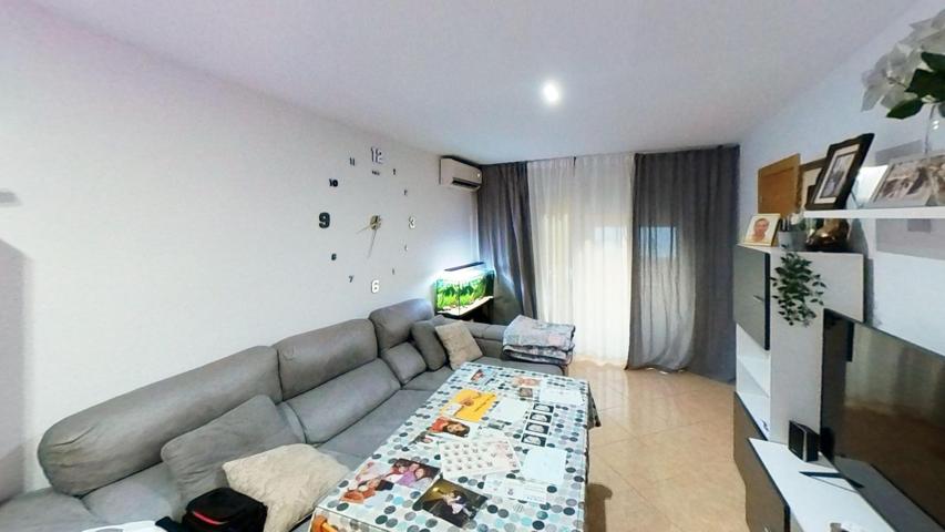 MAGNIFICO PISO EN CARRETERA DE TRASSIERRAS photo 0