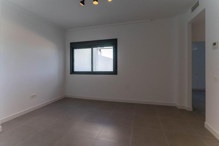 Apartamento en zona Camino de Málaga photo 0