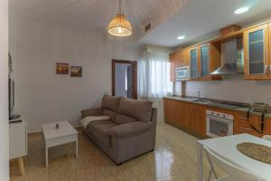 PISO CÉNTRICO CON TRASTERO-LAVADERO Y TERRAZA COMUNITARIA photo 0