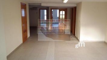 Local En venta en Semicentro, Albacete photo 0