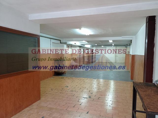 Local En venta en Centro, Santa Coloma De Gramanet photo 0
