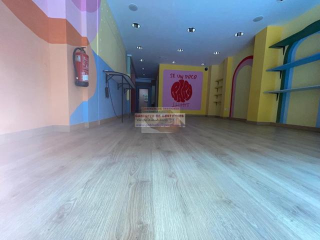Local En venta en Franciscanos, Albacete photo 0